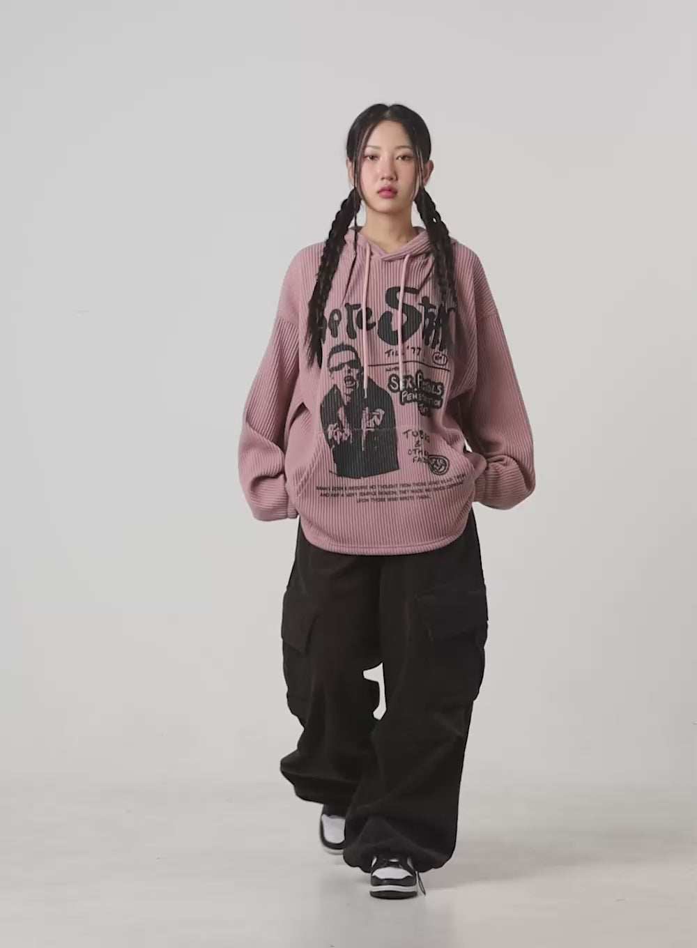 Baggy Graphic Hooded Sweater CS406