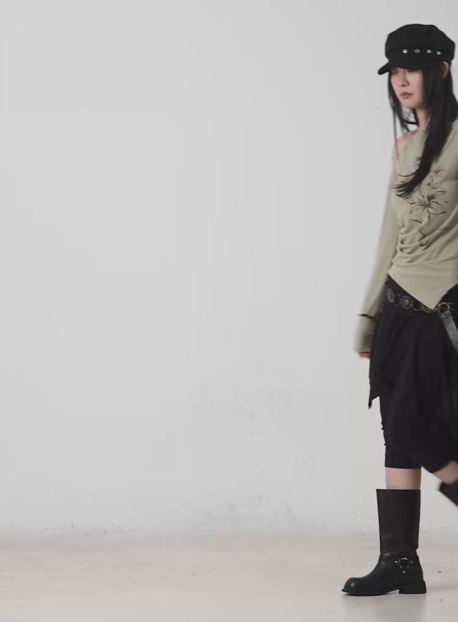 Floral Off-Shoulder Long Sleeve Top CM516