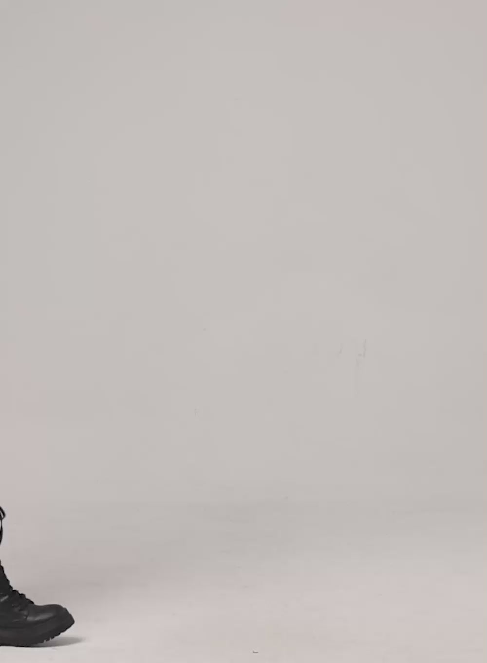 Mid-Rise Pleated Mini Skirt CL328