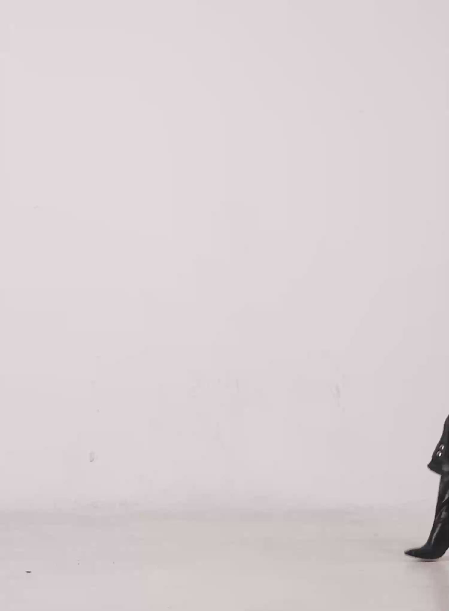 Asymmetrical Shoulder Long Sleeve Top CS512