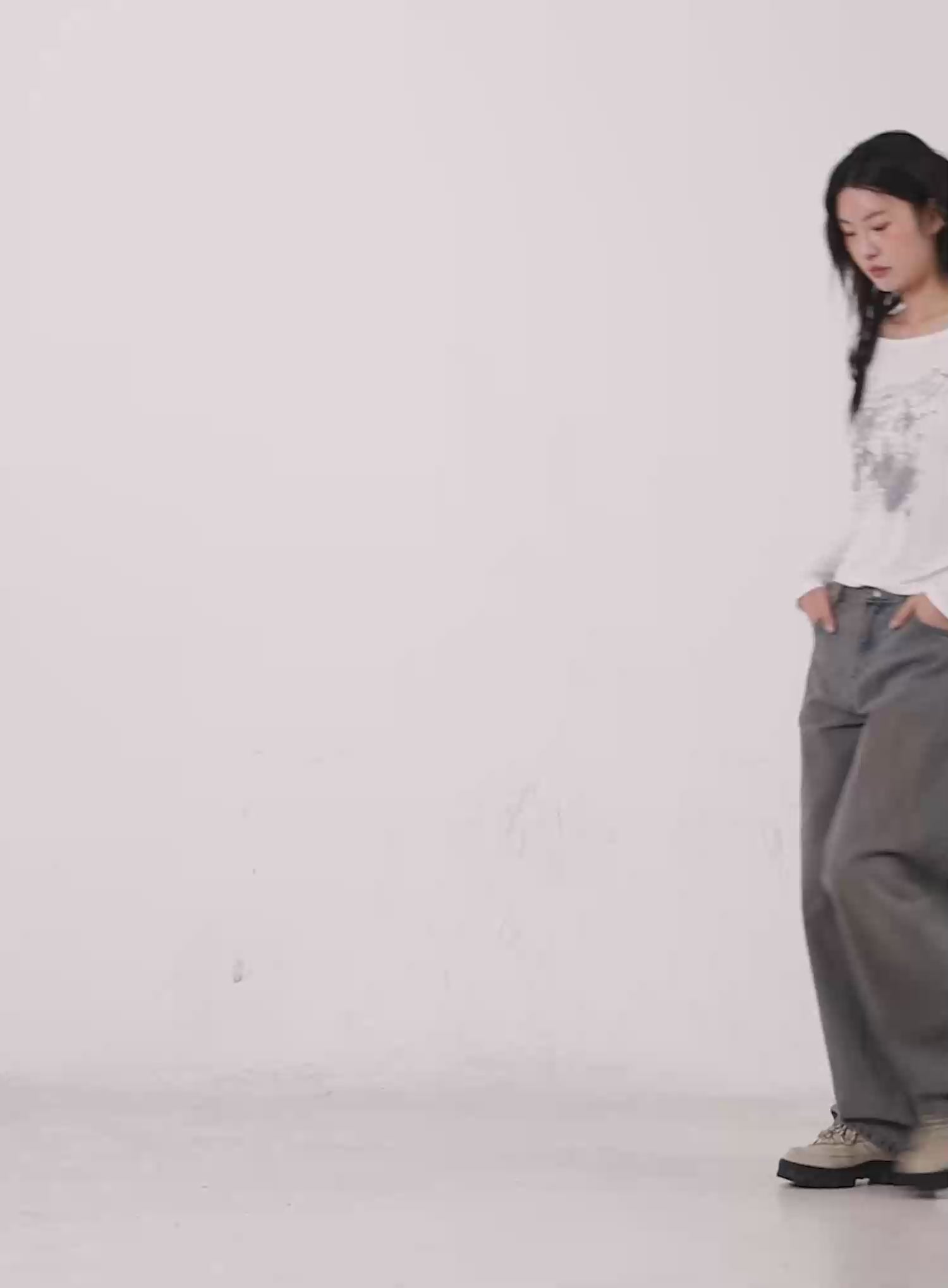 Graphic Off-Shoulder Long Sleeve Tee CC1809