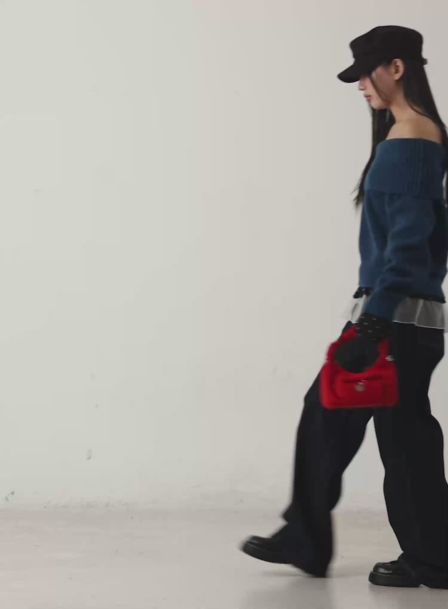 Off-Shoulder Knit Long Sleeve Top CF503