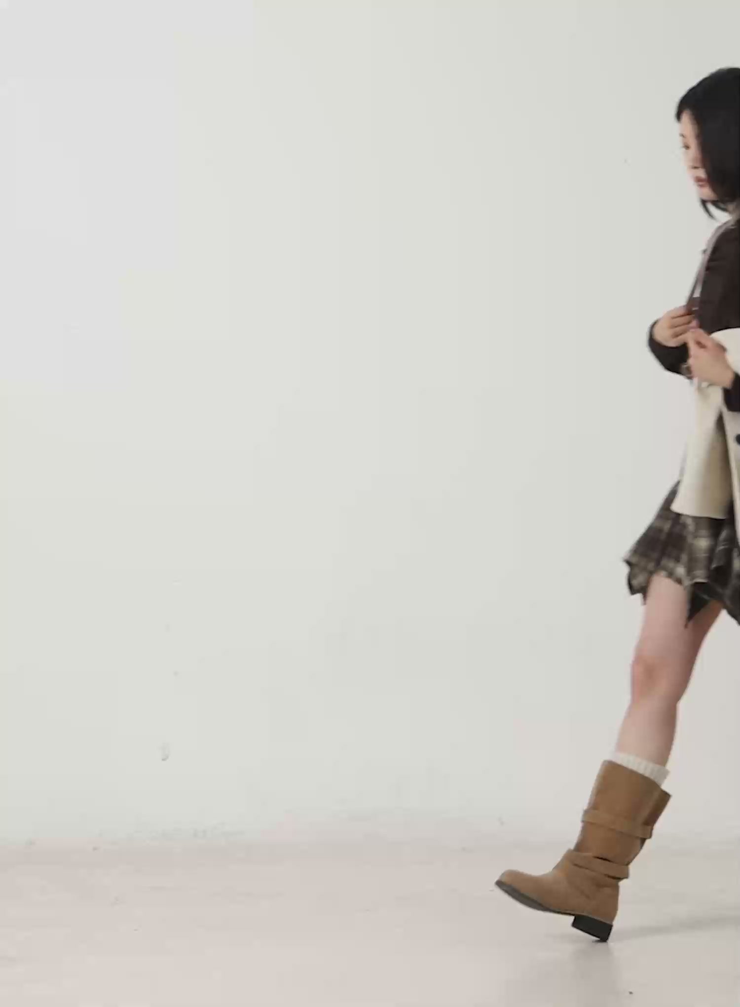 Warm Off-Shoulder Crop Top CN528