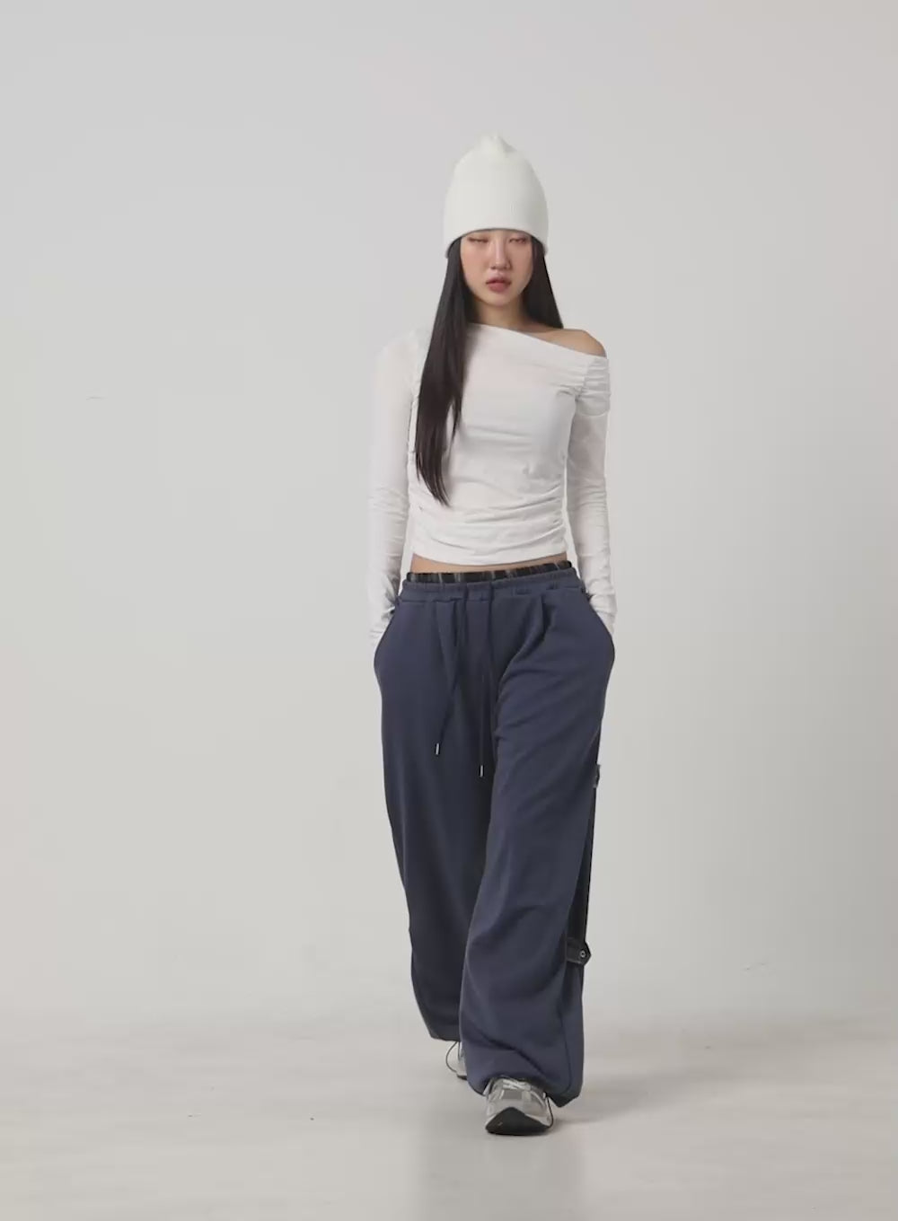 Side Buckle Oversized Sweatpants CG423