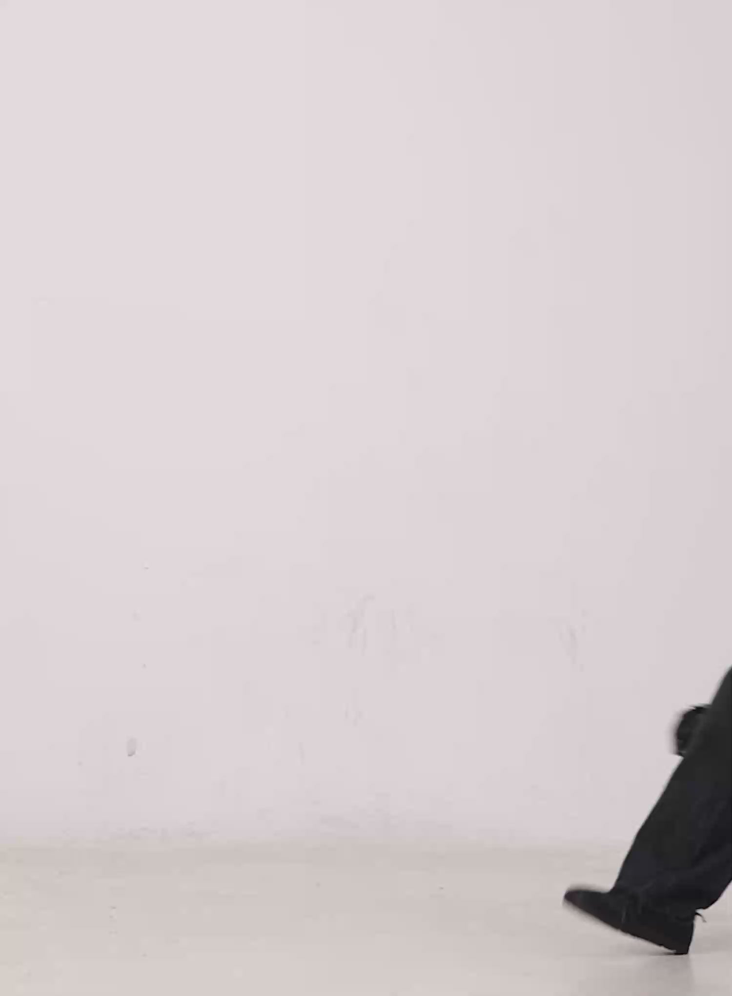 Minnell Vintage-Wash Wide-Leg Jeans IO517