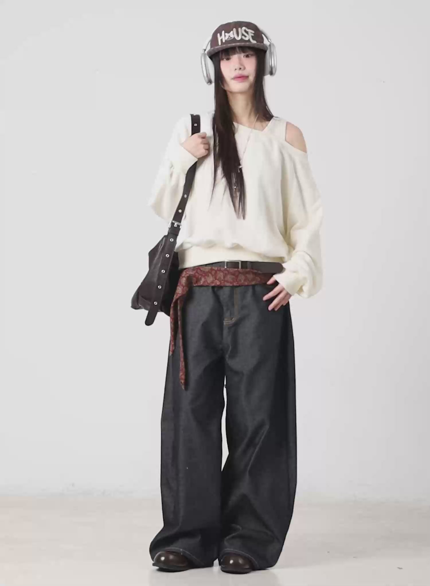 Emiko Wide Leg Buckle Jeans IM523