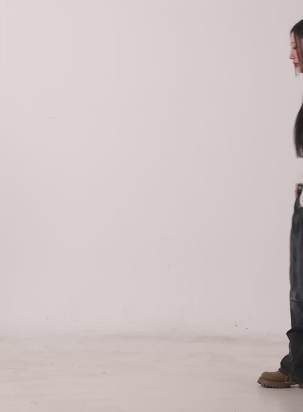 Giselle Stitched Balloon-Fit Jeans CF526