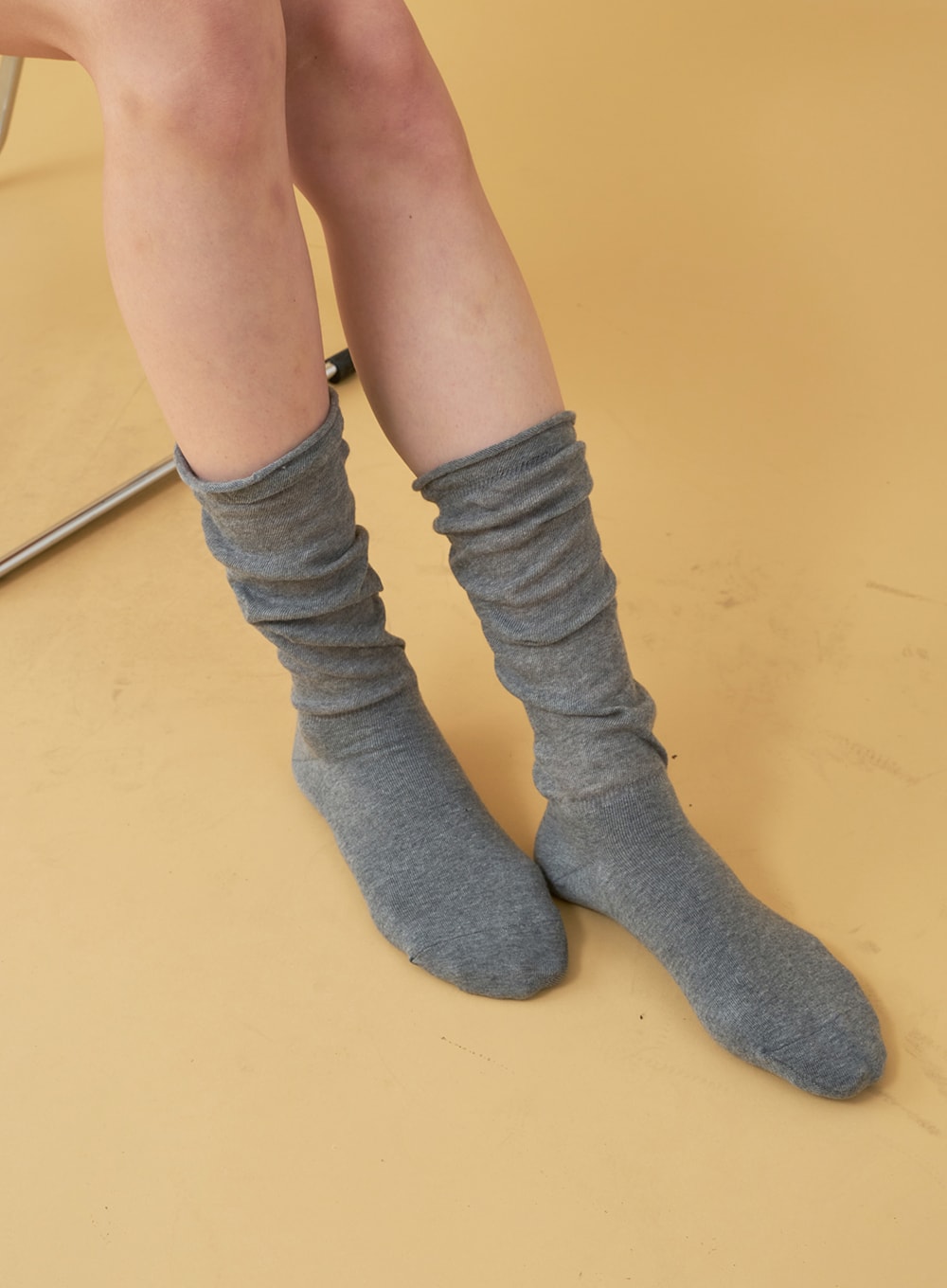 Sheer Loose Fit Knee Socks OU18