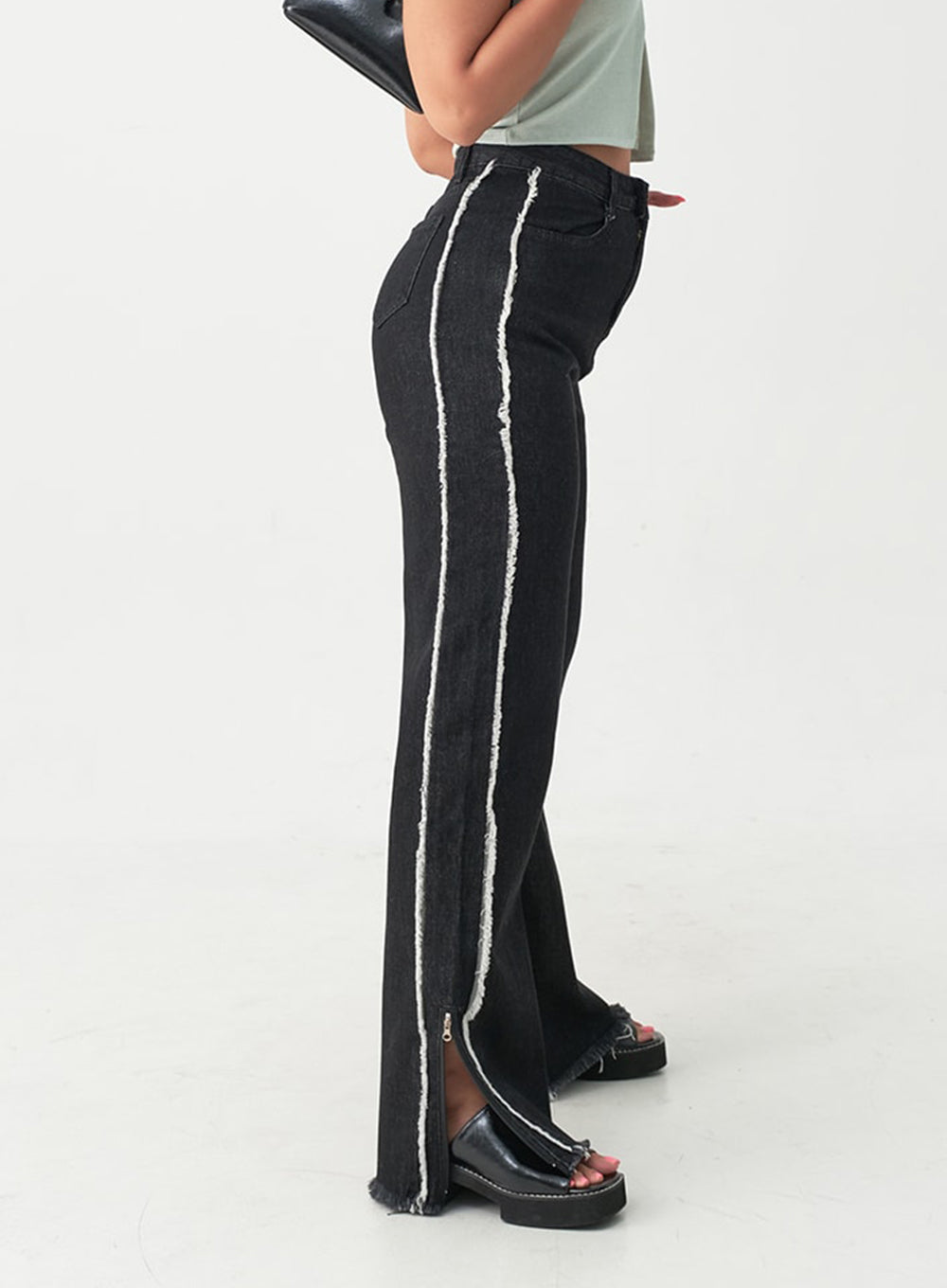 Side Tassle Zip-Up Slit Jeans IU20