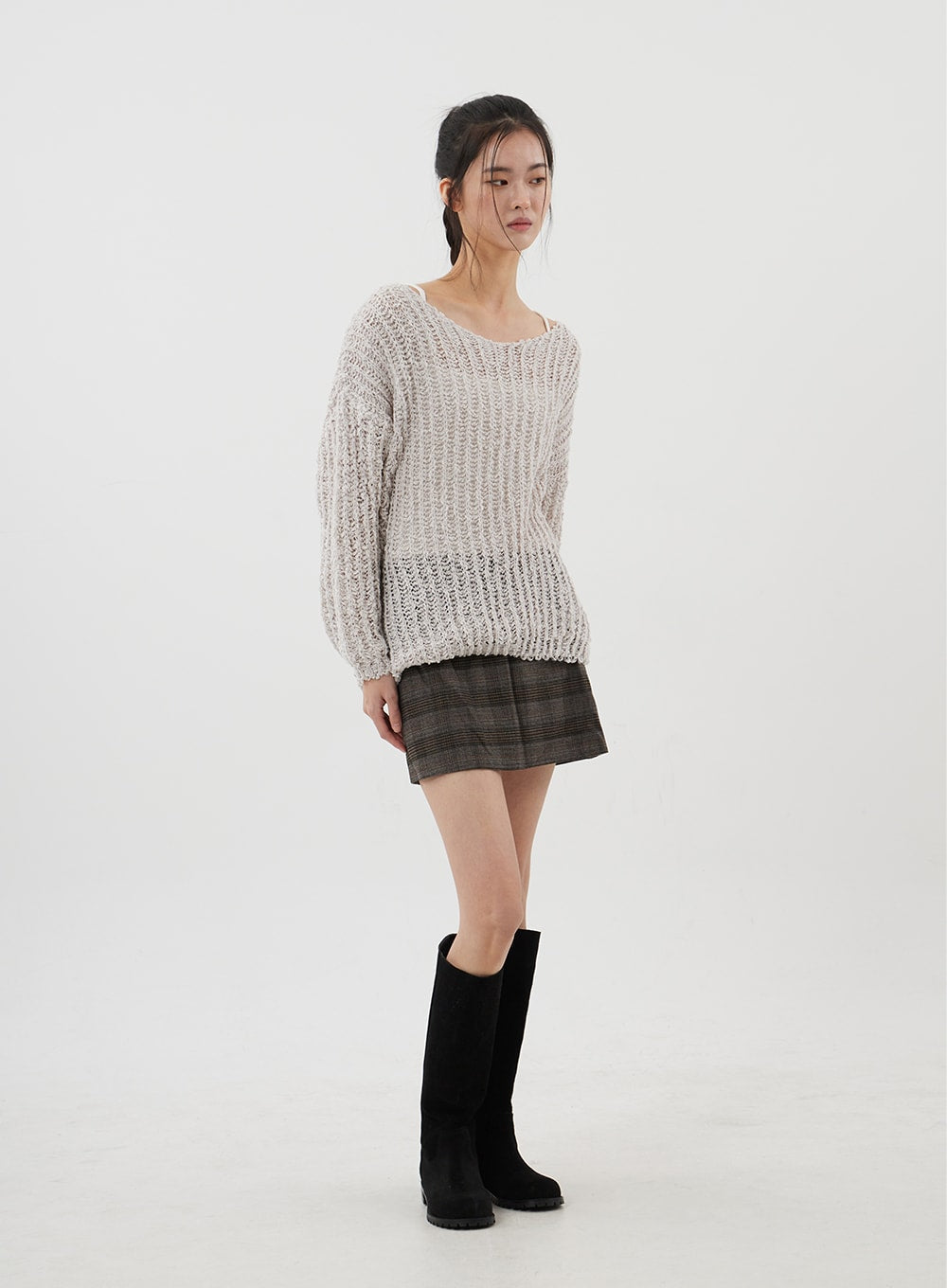 Transparenter Pullover mit U-Boot-Ausschnitt CJ310