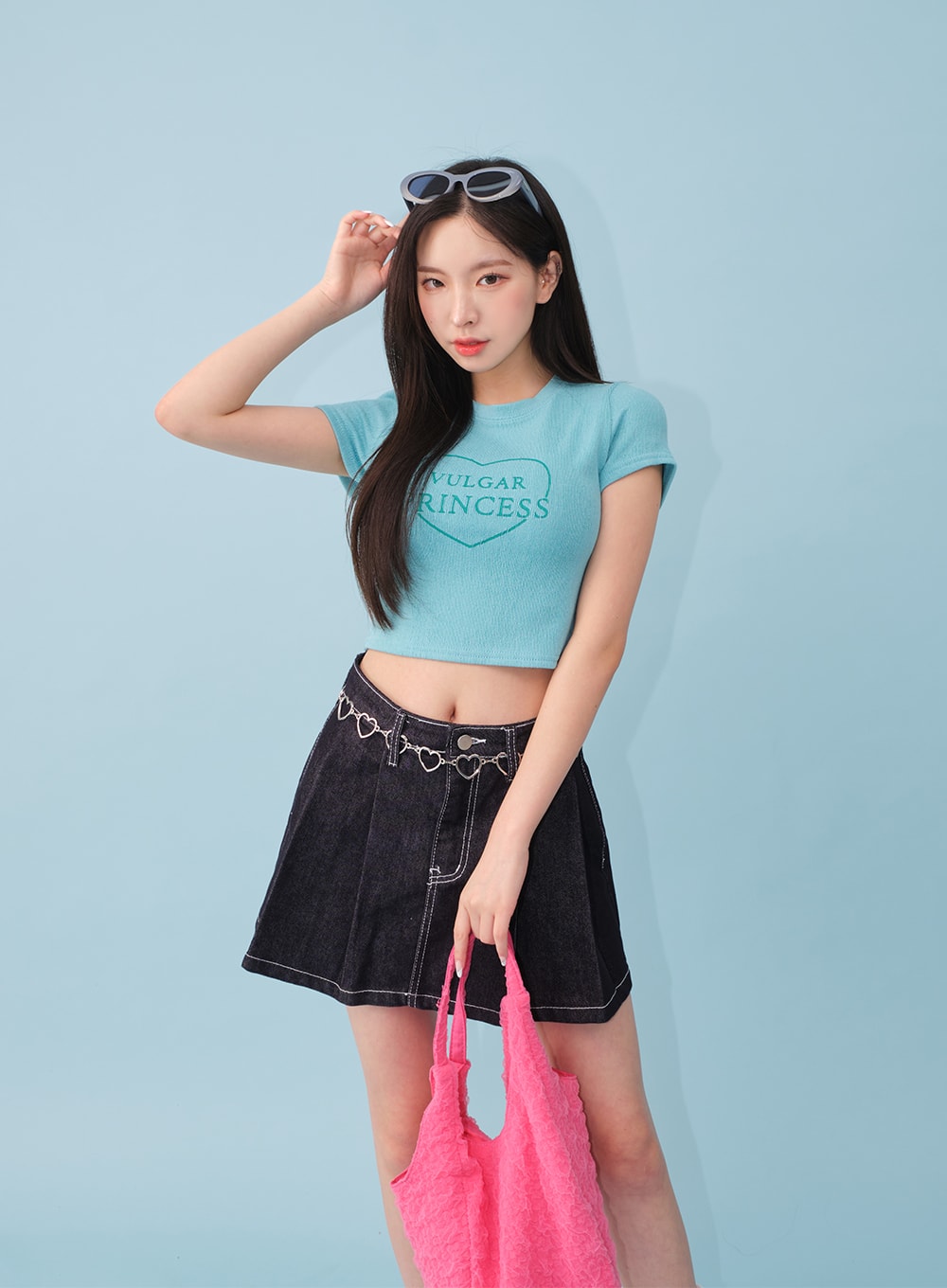 Jennie Chanel Crop Top in 2023  Chanel crop top, Chanel outfit, Tops