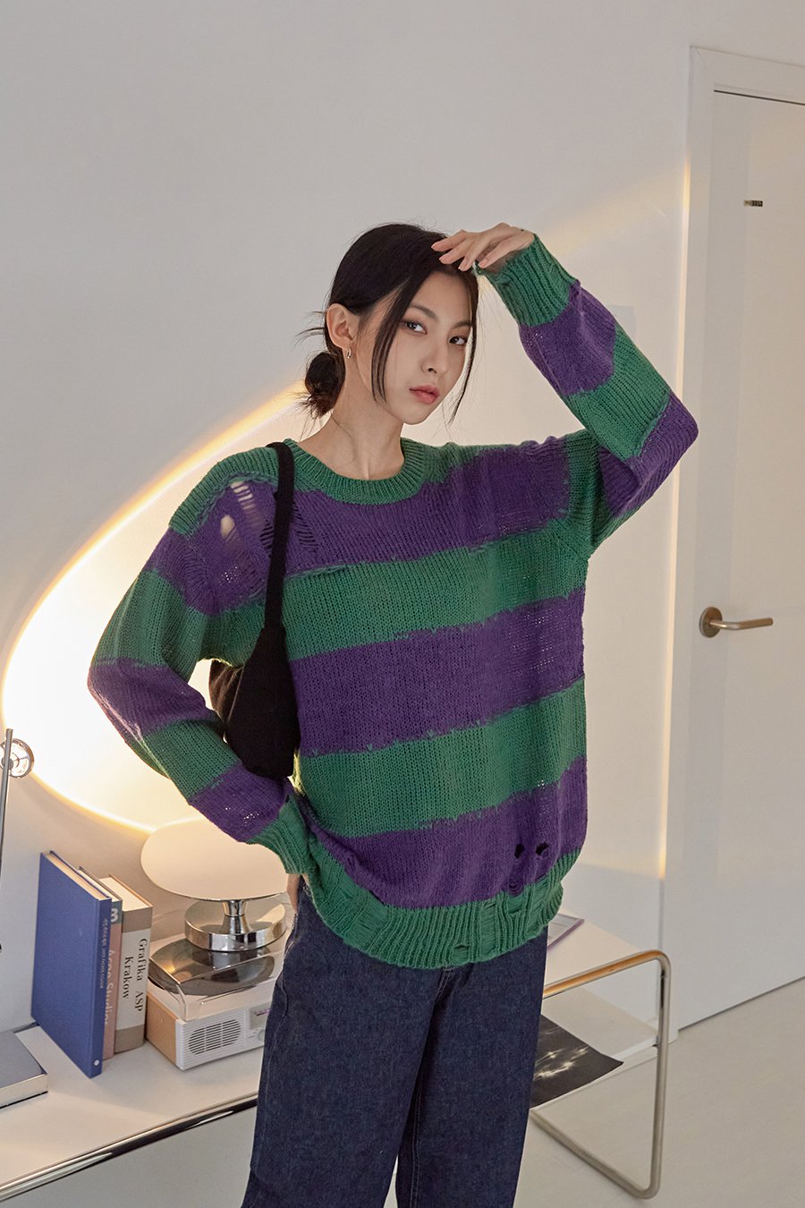 Stripped Destroyed Knit Sweater F1 - Lewkin