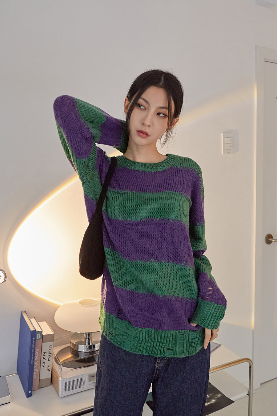 Stripped Destroyed Knit Sweater F1 - Lewkin