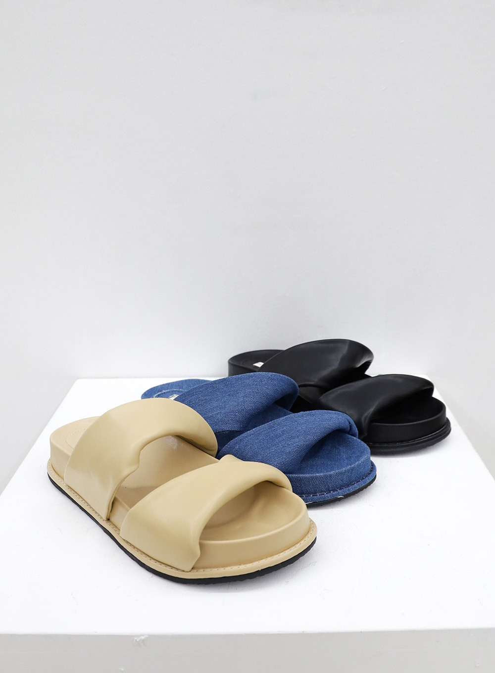 Bold Slippers OU28