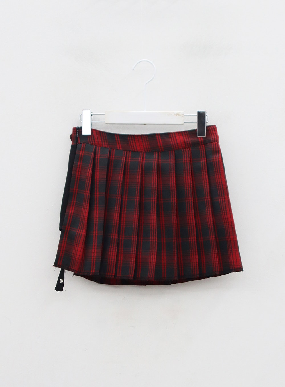 Pleated plaid hotsell mini skirt inverter